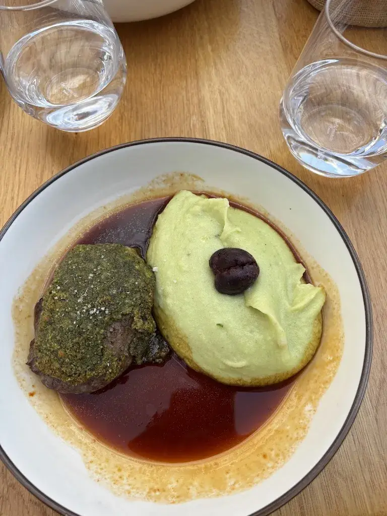 GEGEOR - Caviste & Restaurateur_Paris_slider_image_3