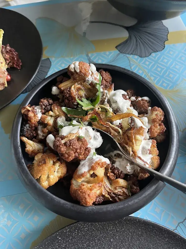 Carla Joao_TAOLÉ Table Libanaise_Lausanne_recensione