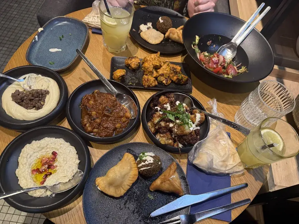 TAOLÉ Table Libanaise_Lausanne_slider_image_3