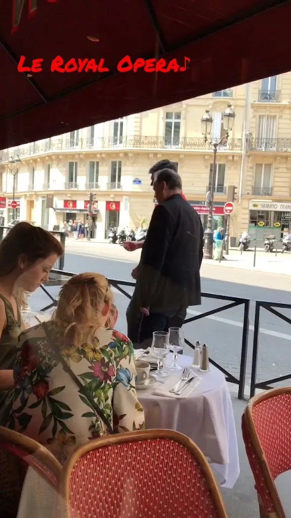 Royal Opéra_Paris_slider_image_2