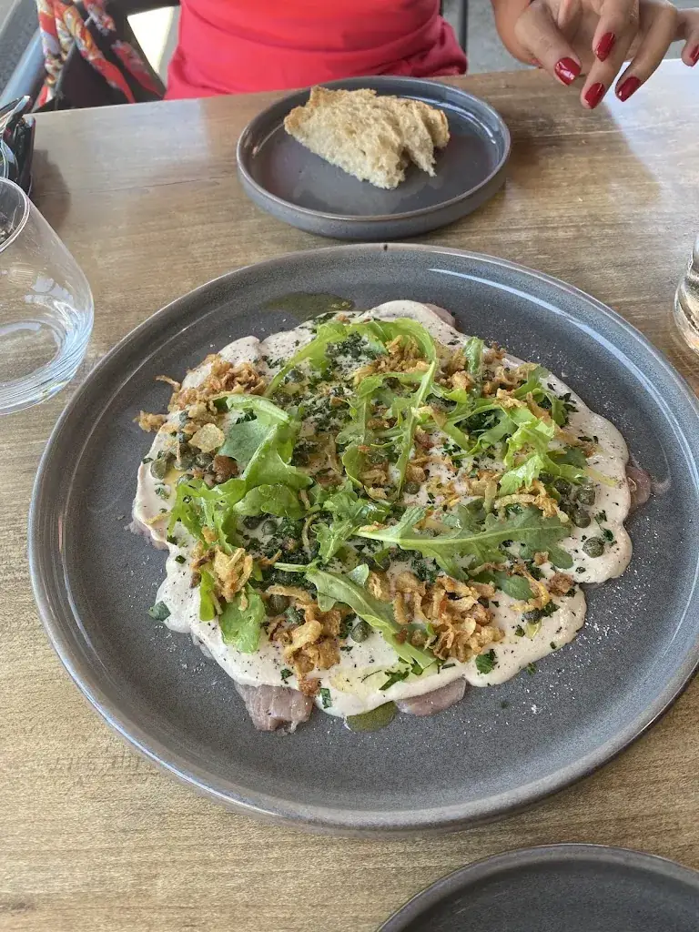 Nicolas Frison_Caffé César, Restaurant L’initial_Opio_recensione