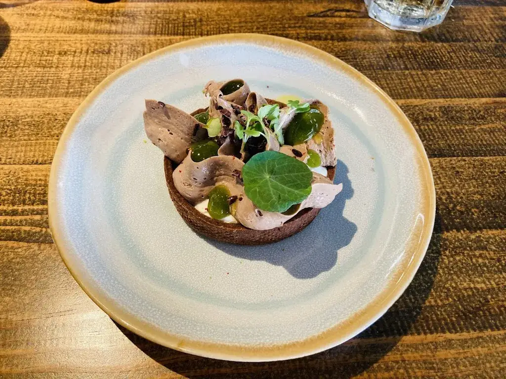 Juan HAO_Caffé César, Restaurant L’initial_Opio_recensione