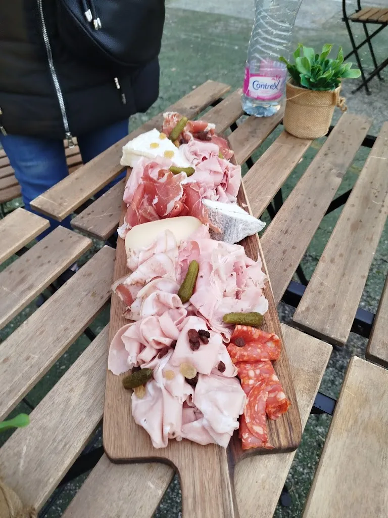 Au Bidochon_Opio_slider_image_2