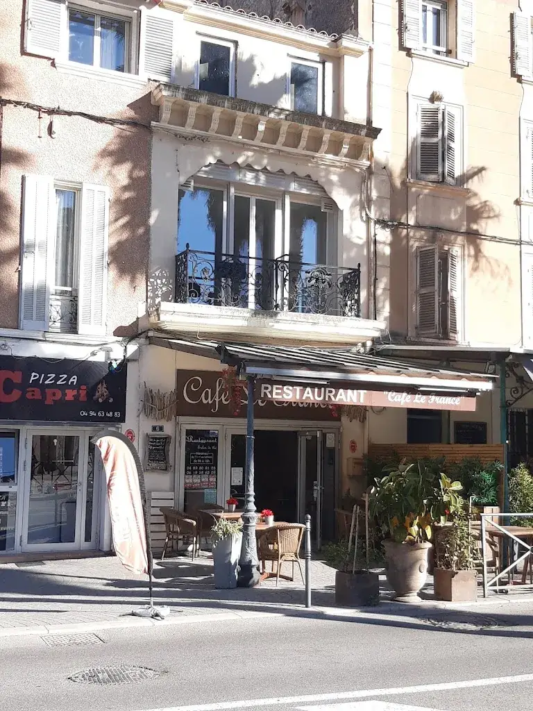 Restaurant "Café Le France" restaurant in Ollioules