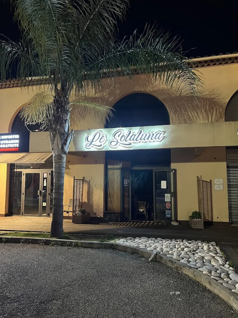 Restaurant Le Solaluna restaurant in Ollioules