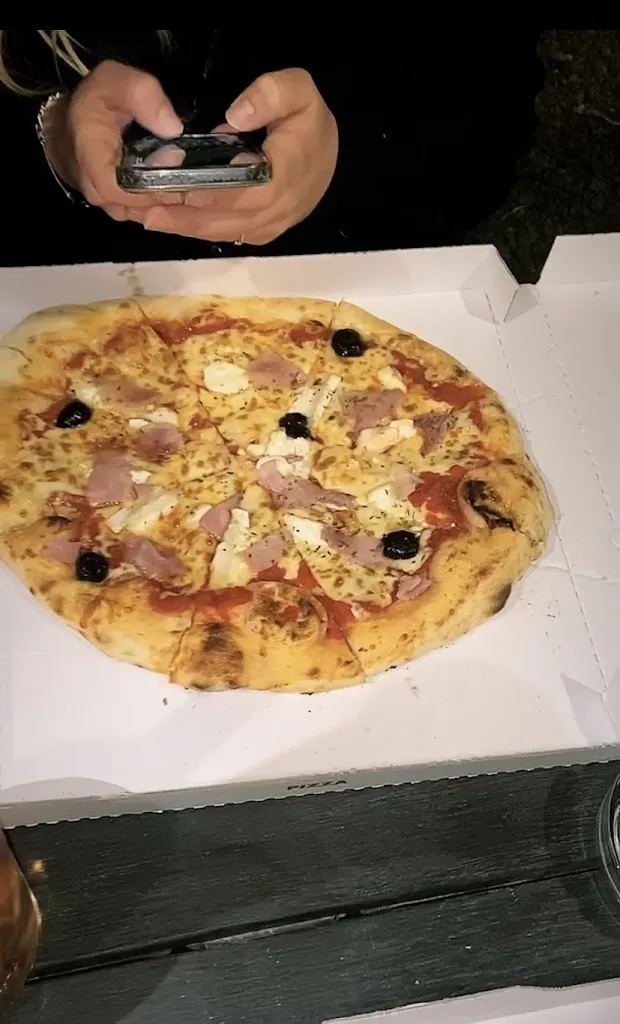 La Pizza des Copains_Ollioules_slider_image_2