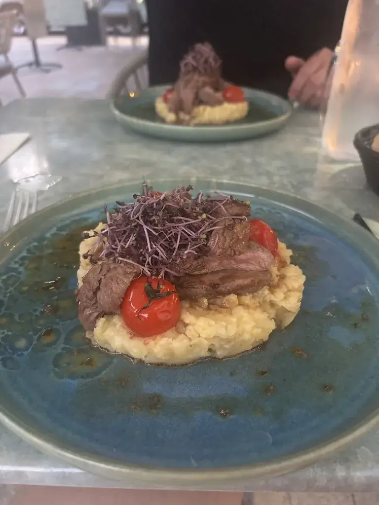 LouJadeJazzmin_Chez Lily_Ollioules_review