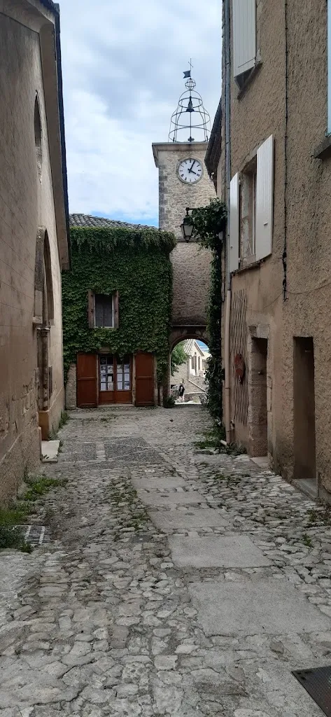 bob Rowley_La Terrasse de LURS_Lurs_review