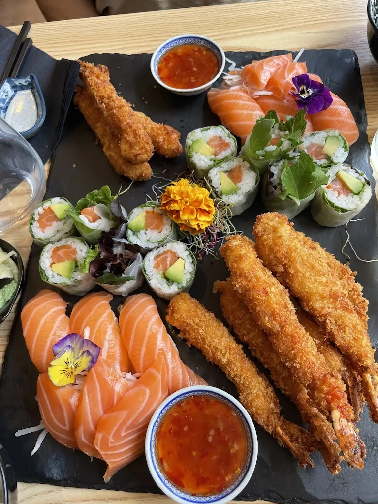 David Johnson_Petit Osaka Oullins - Restaurant Japonais, Sushis, Poké Bowls à Oullins - Parc du Prado_Oullins-Pierre-Bénite_review