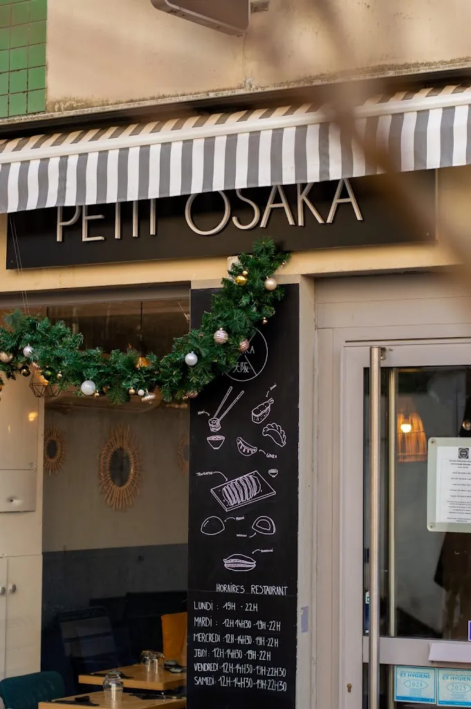 Petit Osaka Oullins - Restaurant Japonais, Sushis, Poké Bowls à Oullins - Parc du Prado ristorante a Oullins-Pierre-Bénite