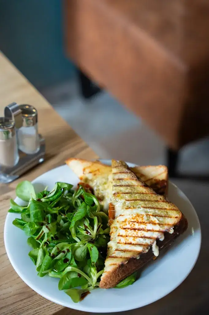 Café du Palais de Tokyo_Paris_slider_image_2