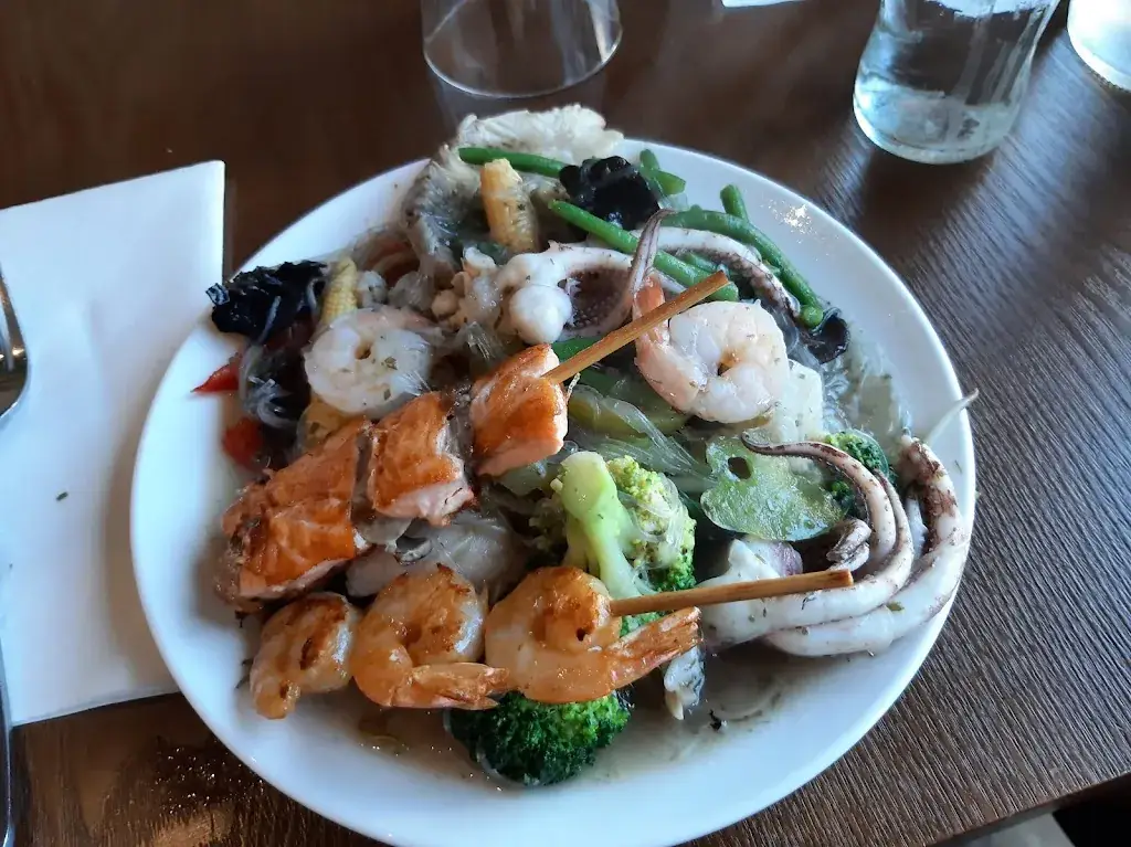 Royal Oullins_Oullins-Pierre-Bénite_slider_image_3