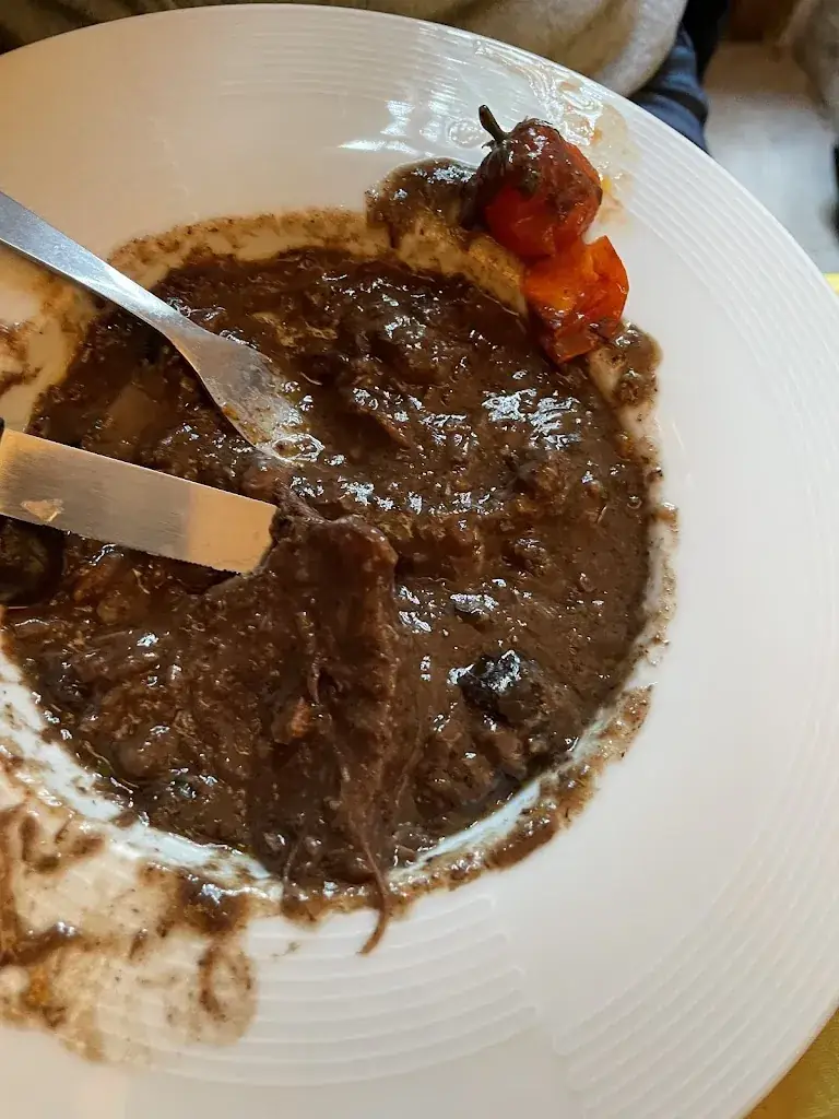 Belghiru Florin_Au Porte Mages_Baux-de-Provence_review