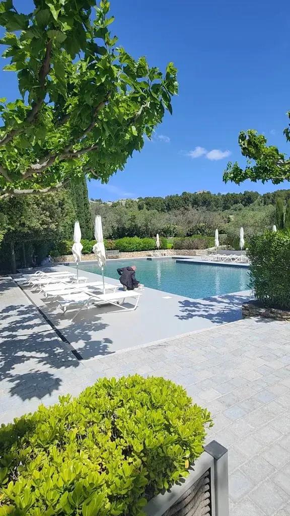 Nancy Bourguignon_Paradou_slider_image_2