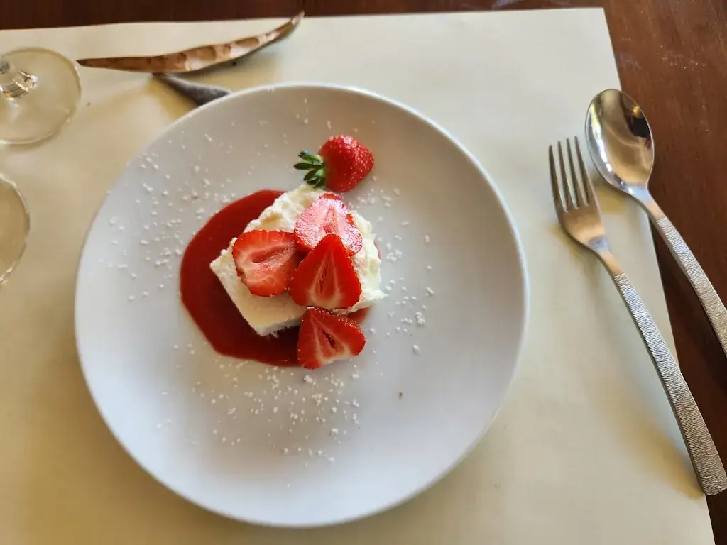 Catherine Boersma Parayil_Les Plaisirs_Peillon_recensione