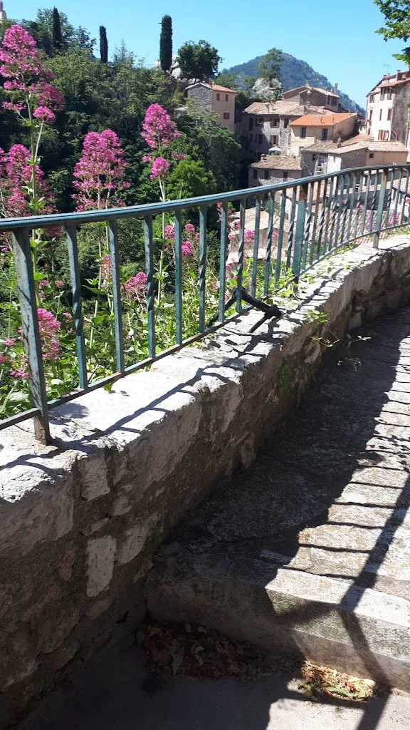 Chez Mimi_Peille_slider_image_3