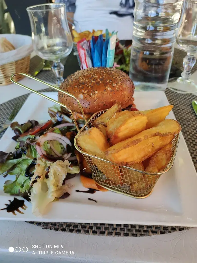 Anne Marie Cotura_Le Little_Peipin_review