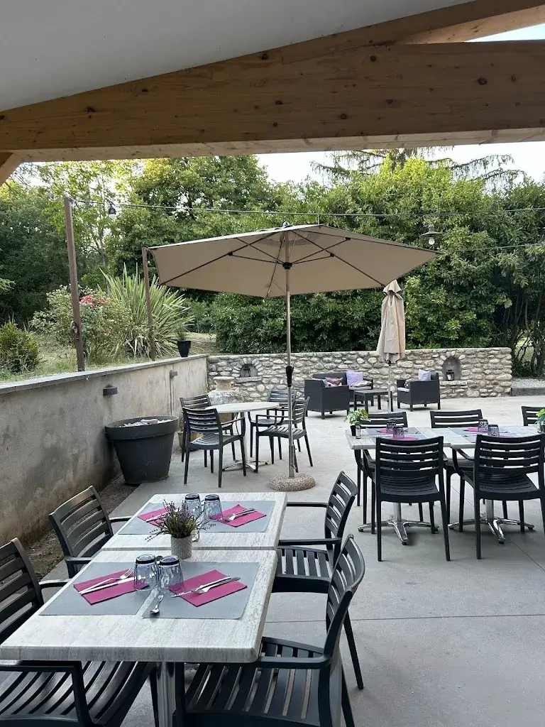 L'OUSTAOU restaurant in Château-Arnoux-Saint-Auban