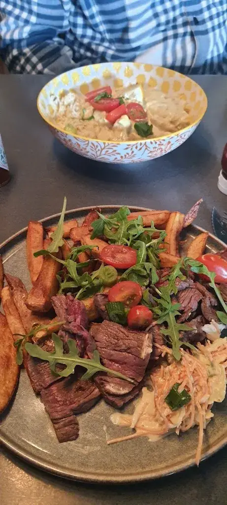 Patrick Francal_Mimi and Co_Peymeinade_review