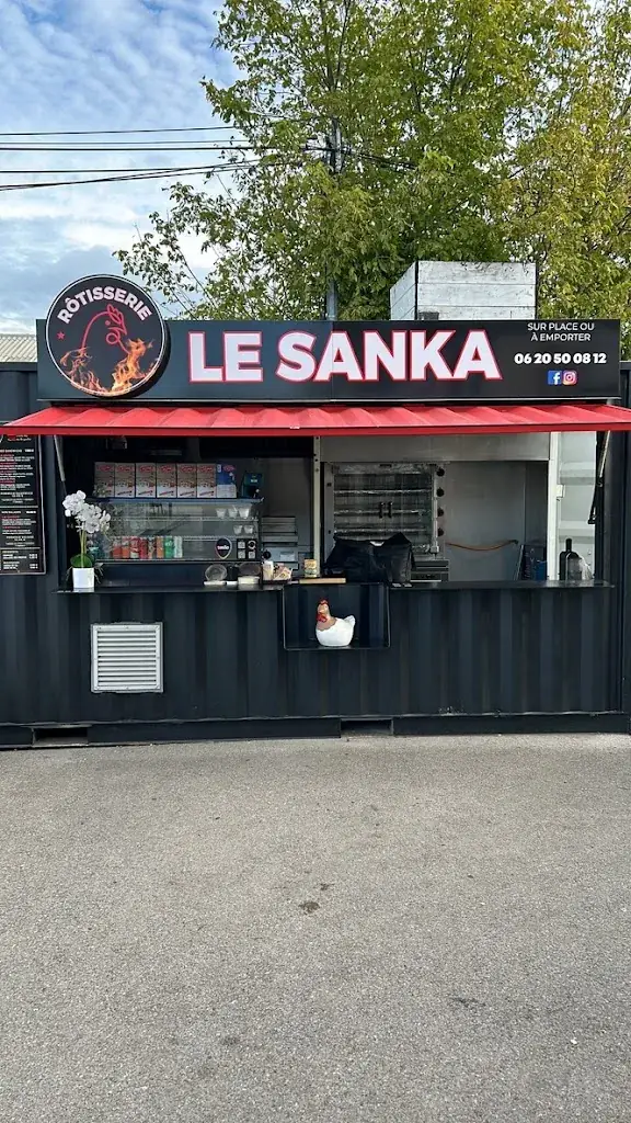 Le Sanka Restaurant in Peynier