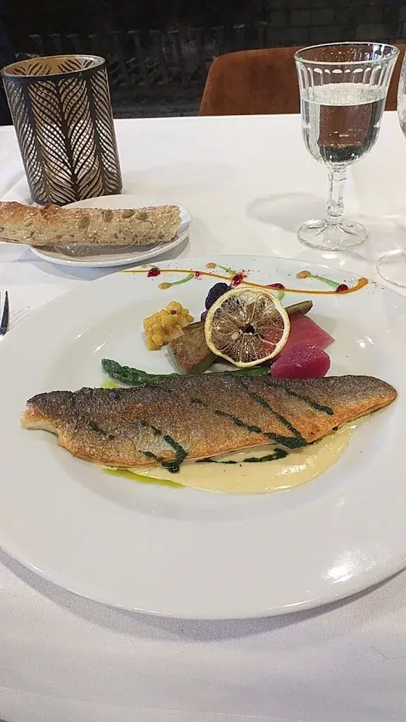 Menu_Restaurant A La Touloubre_Barben_immagine_5