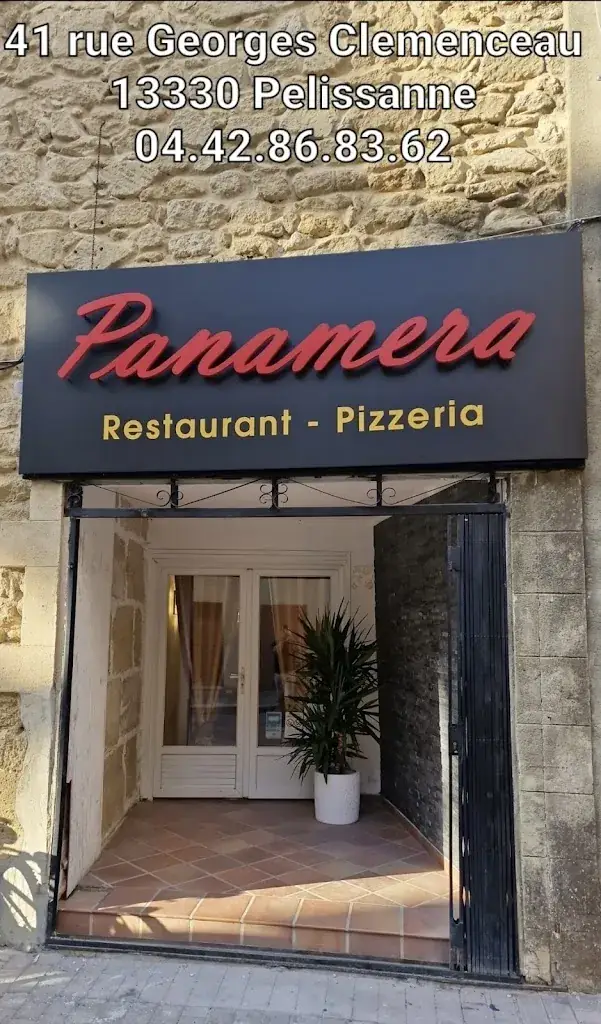 PANAMERA_Pélissanne_slider_image_1