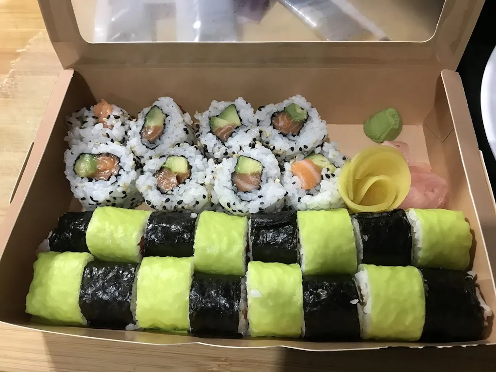 Sandrine Part en Vadrouille_TOKYO PÉLISSANNE_Pélissanne_review