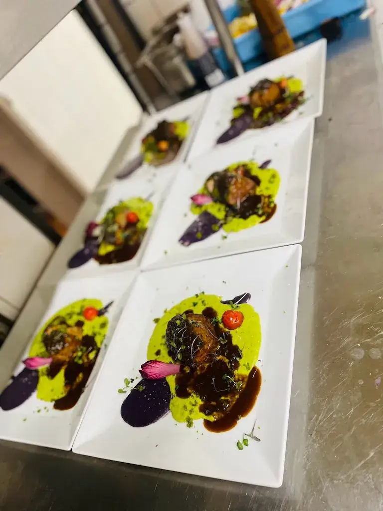 Le Vincennes_Salon-de-Provence_slider_image_2