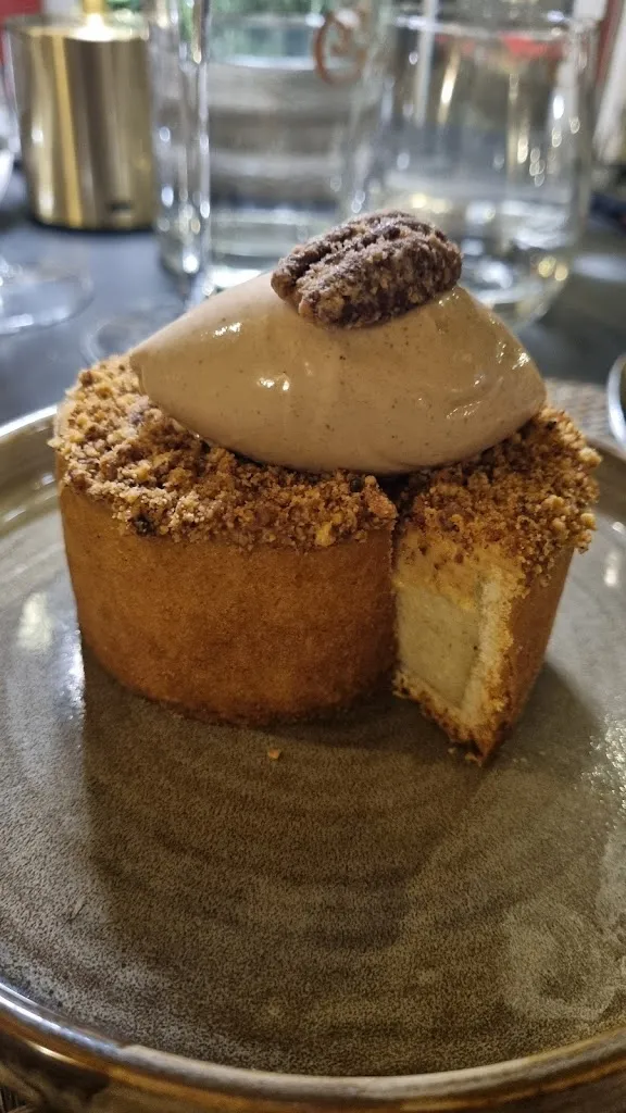 Ioannis Kekempanos_Garrigae Abbaye de Sainte Croix_Salon-de-Provence_review