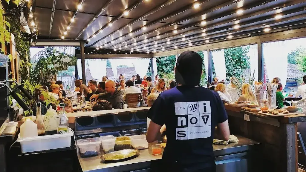 Les Minots 2.0_Pierrevert_slider_image_1