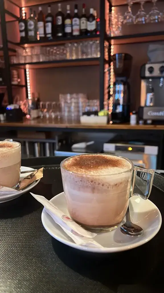 Les Minots 2.0_Pierrevert_slider_image_3