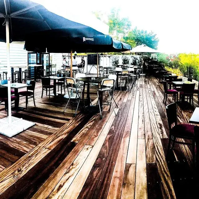 O'Wens restaurant in Pernes-les-Fontaines