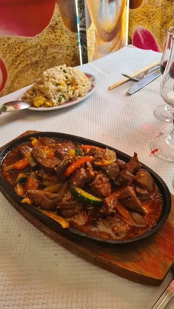 L. Cavallo_Fontaine d'Asie_Pernes-les-Fontaines_review