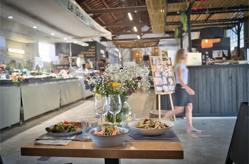 Racines des Halles restaurant in Pernes-les-Fontaines