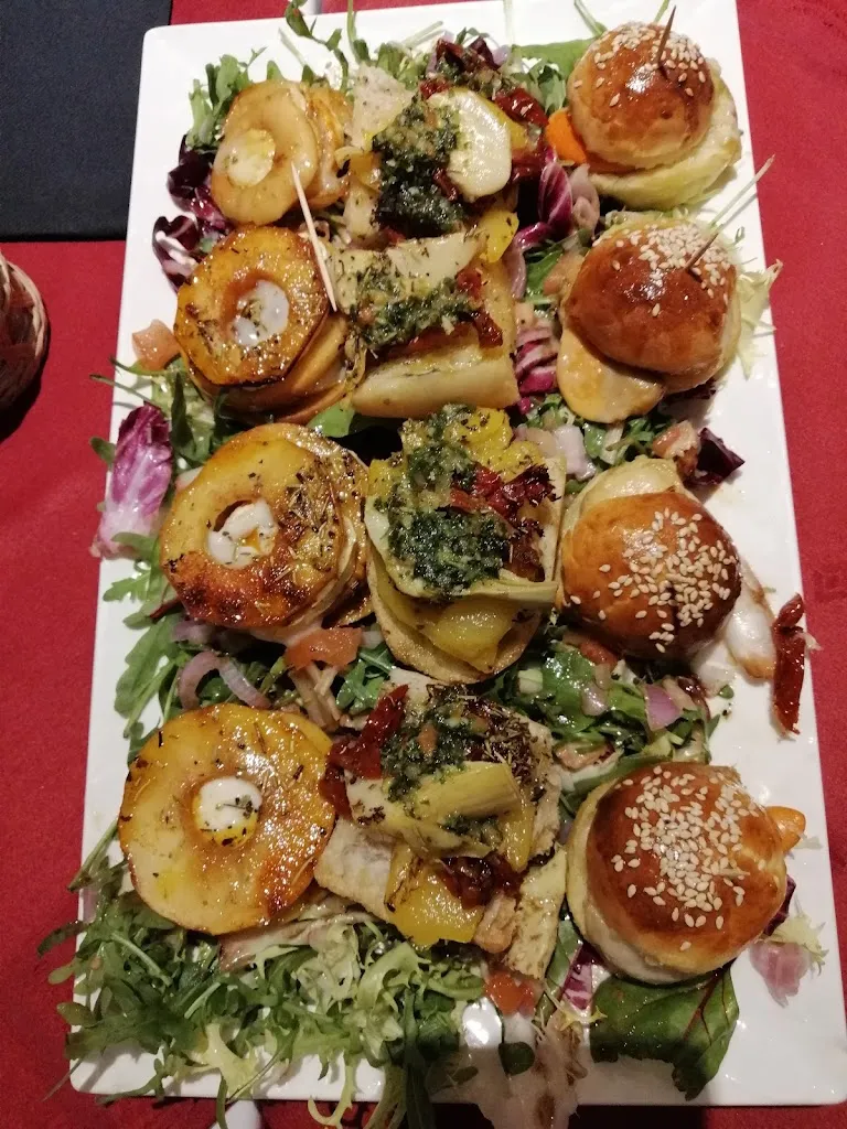 Cecile SERRAT_La Marjolaine_Pierrefeu-du-Var_review