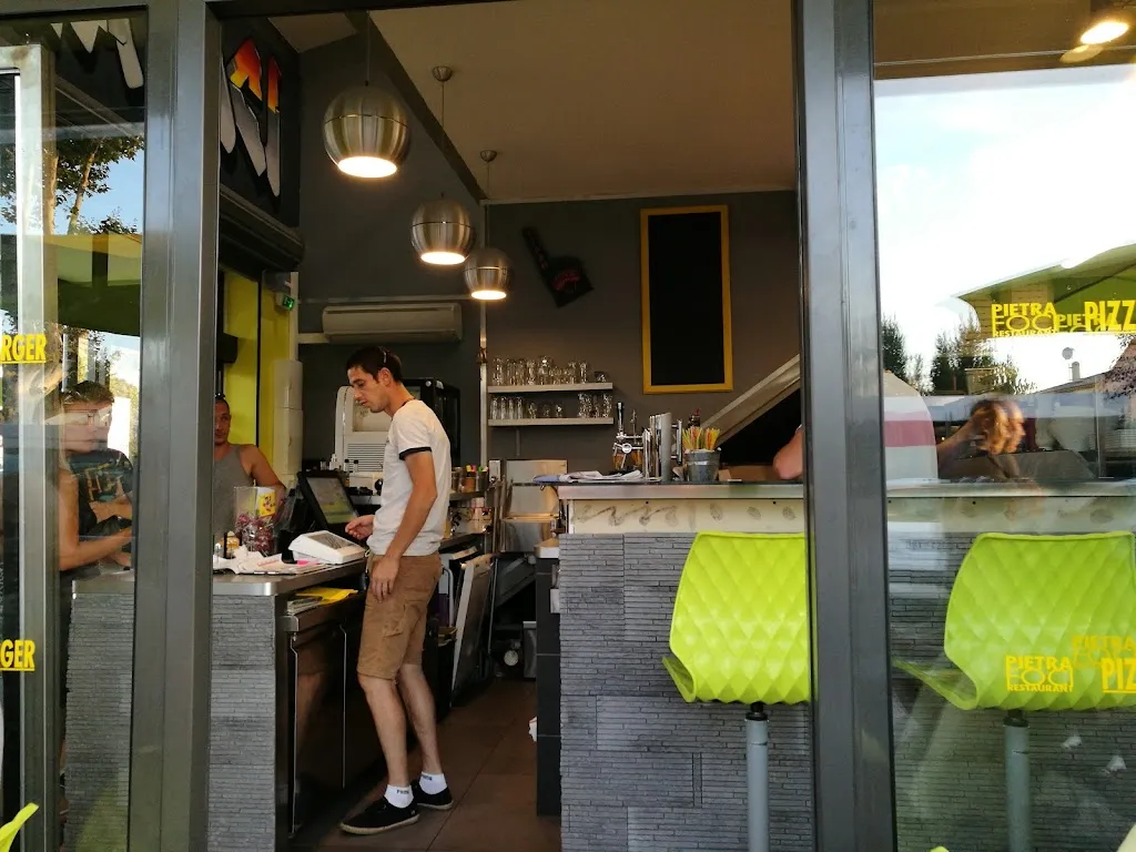 Pietra Foci Pizza restaurant in Pierrefeu-du-Var