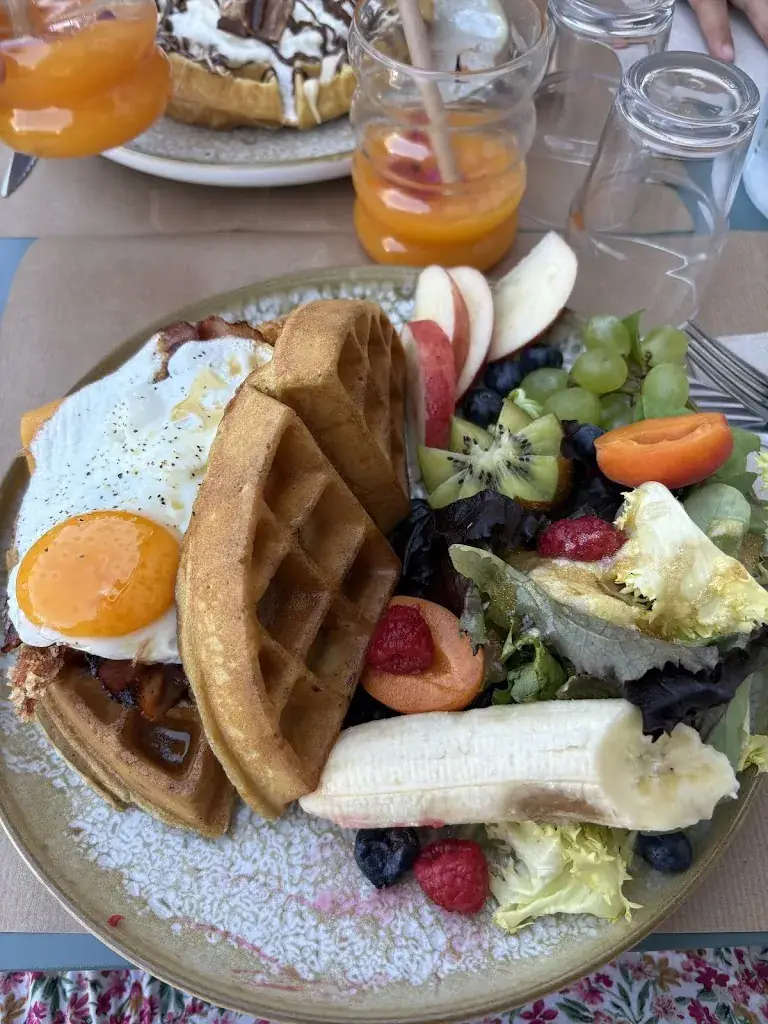 Sara Gomes_Gigi’s_Pierrefeu-du-Var_review