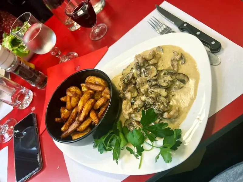 Caro TV_Bar de L'Etoile_Oullins-Pierre-Bénite_review