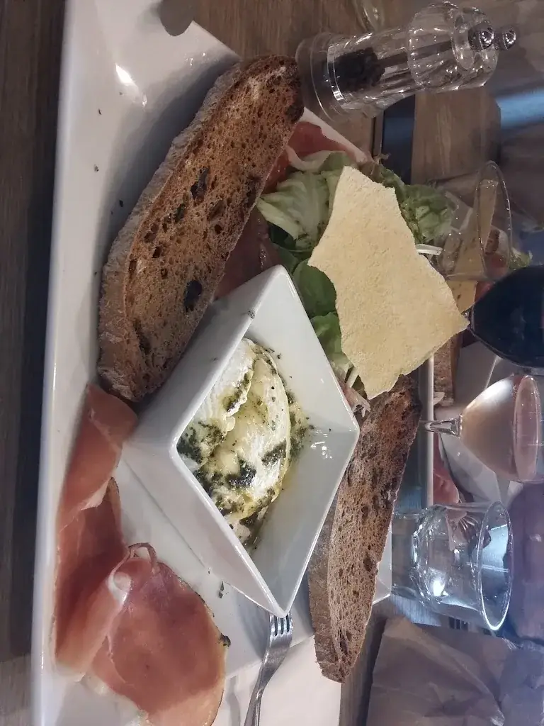 Menu_Villa M_Plan-de-Cuques_immagine_9