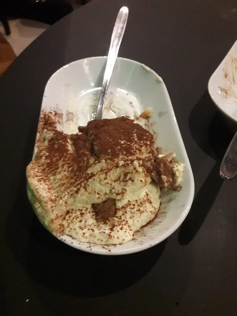 J-R M_Villa M_Plan-de-Cuques_recensione