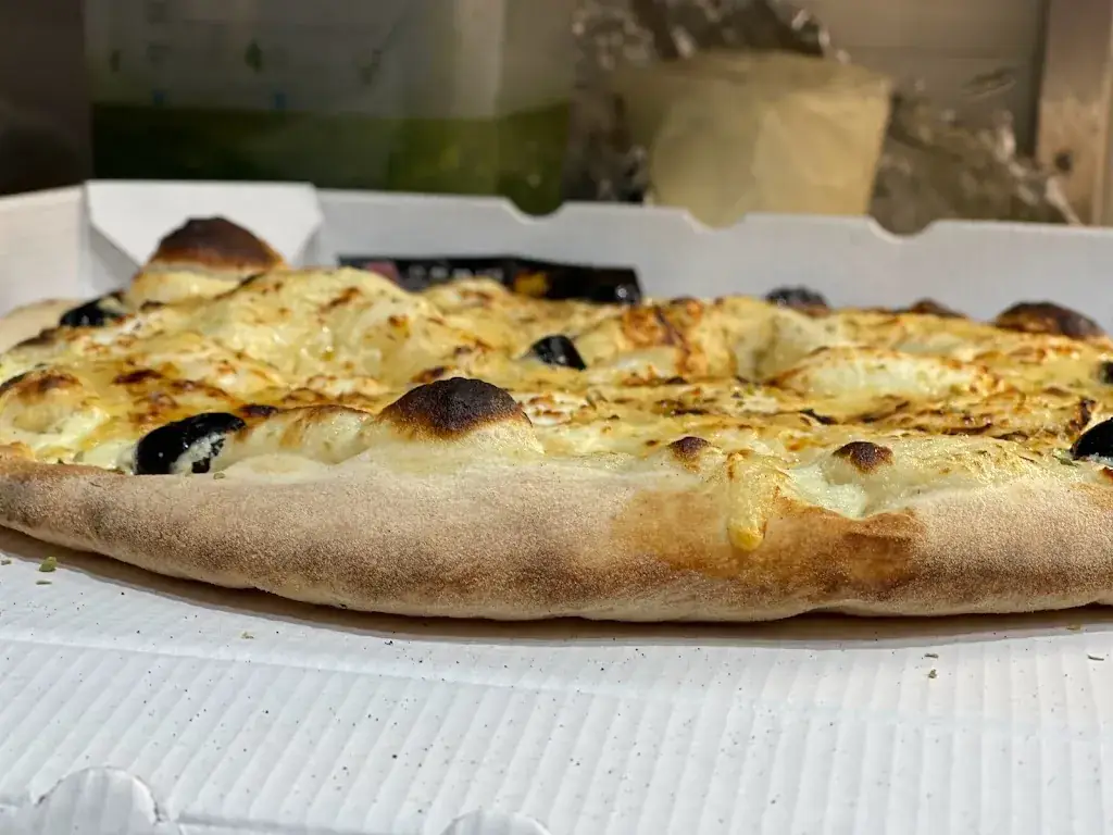 Menu_La tour de pizz - Plan de Cuques_Plan-de-Cuques_image_6