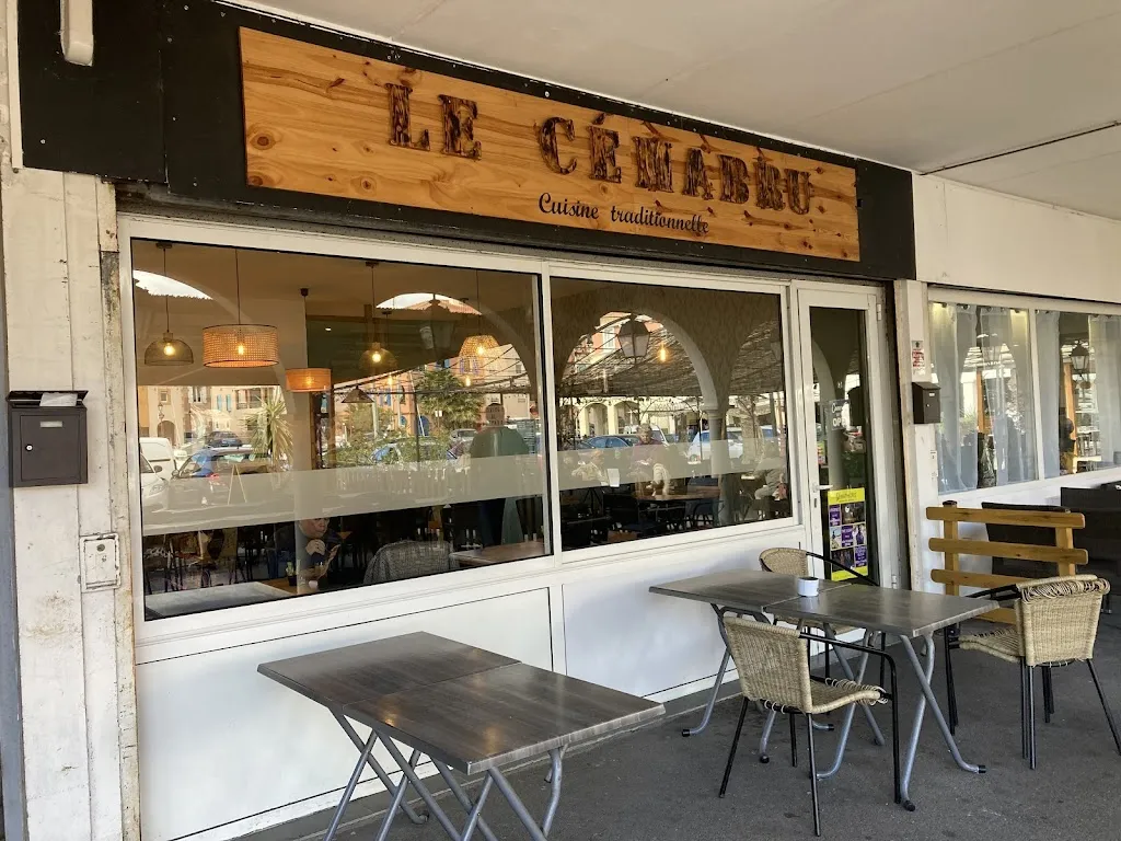 Le CEMABRU restaurant in Port-de-Bouc