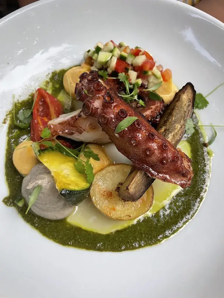 M P_La Place - Bistrot Responsable_Puyloubier_review