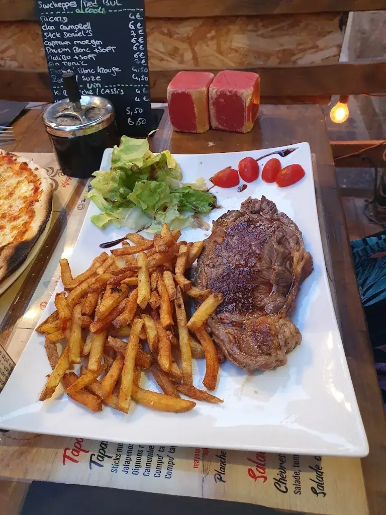 Anke van der Sluis_Restaurant le QG theniers_Puget-Théniers_avis