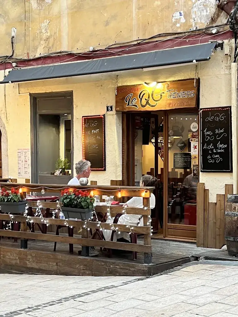 Restaurant le QG theniers restaurant à Puget-Théniers