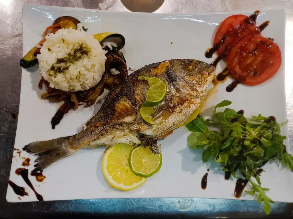 Restaurant le QG theniers_Puget-Théniers_slider_image_2