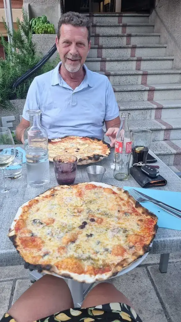 Reinie Jongstra_Le Coste de la fontaine_Puget-Théniers_recensione