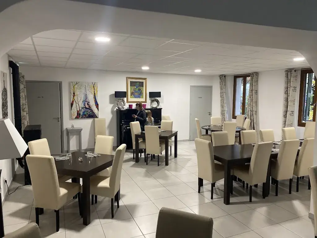 Le Coste de la fontaine restaurant à Puget-Théniers