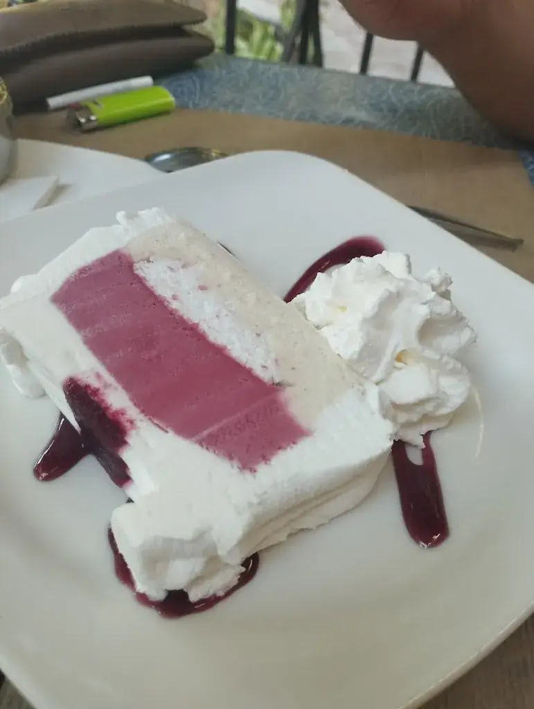 Eva FARGEON_Restaurant Les Acacias - Ferrier Jean Jacques_Puget-Théniers_review