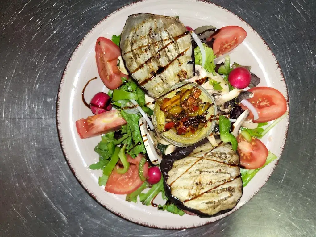 bar restaurant pizzeria chez math_Puget-Théniers_slider_image_3